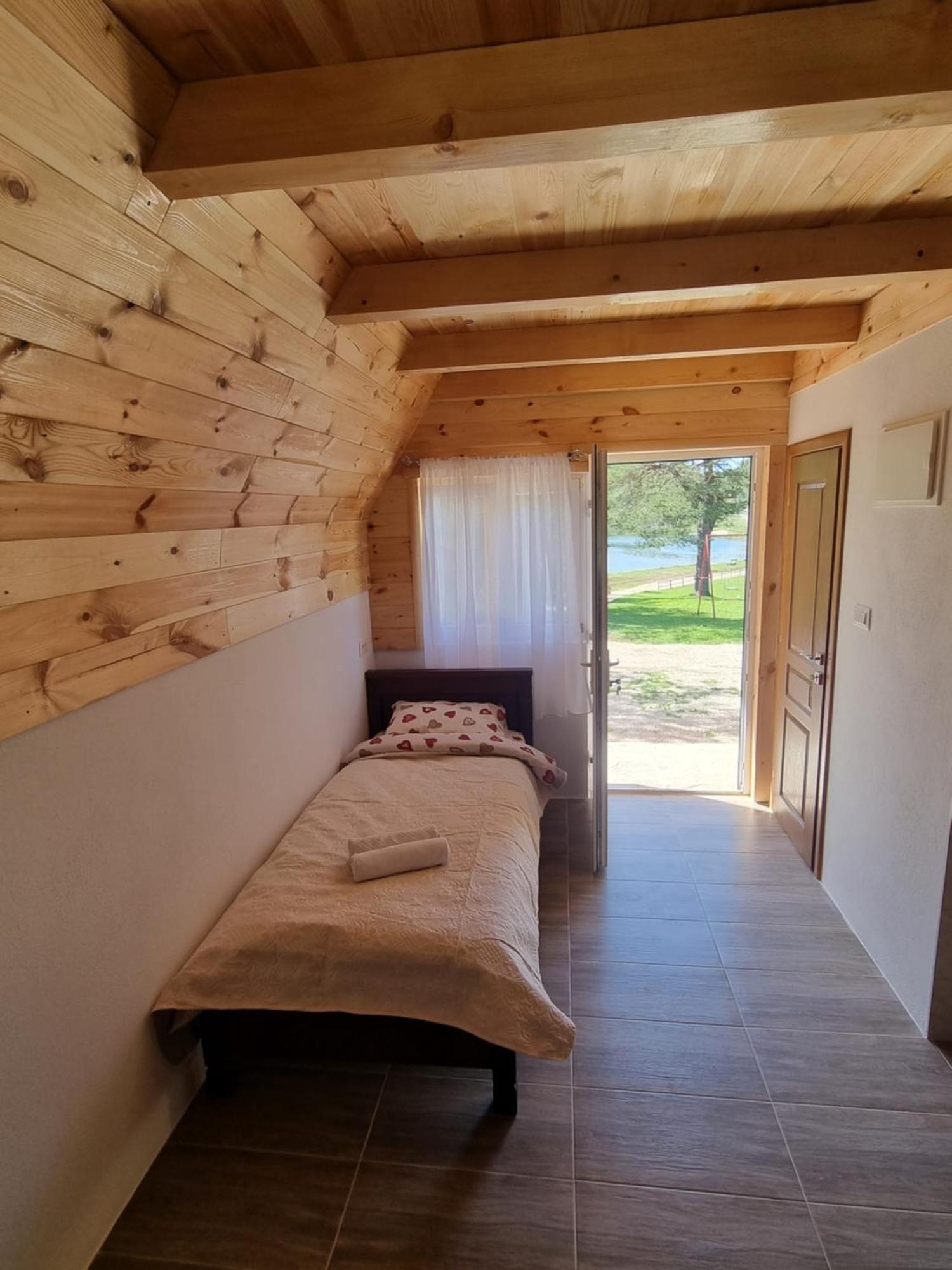Apartmani Jezero Žabljak Chambre photo